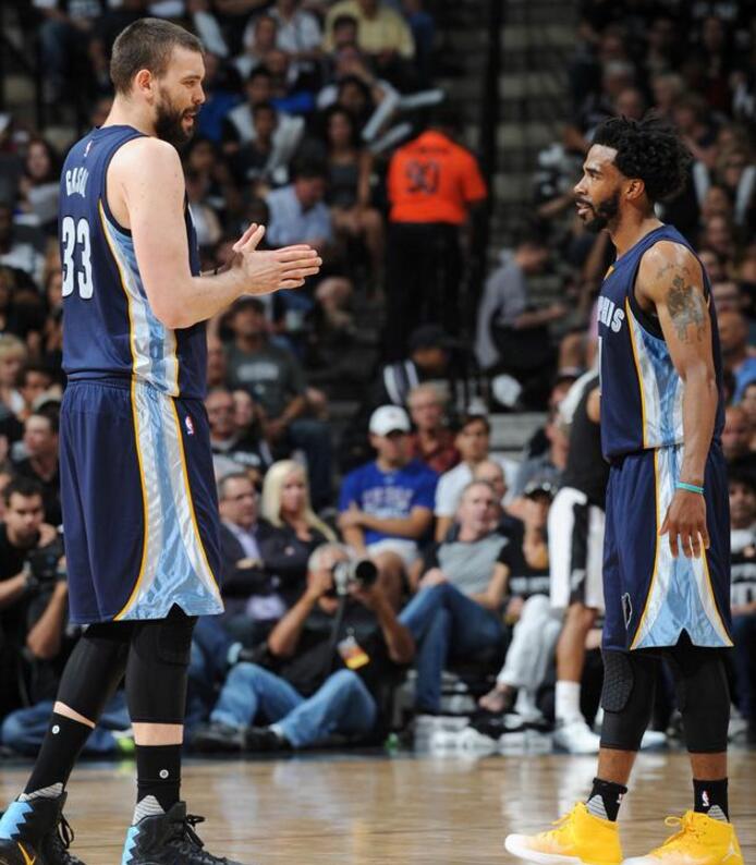 在赛季中期 在赛季中期