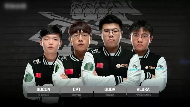 都显得尤为 都显得尤为